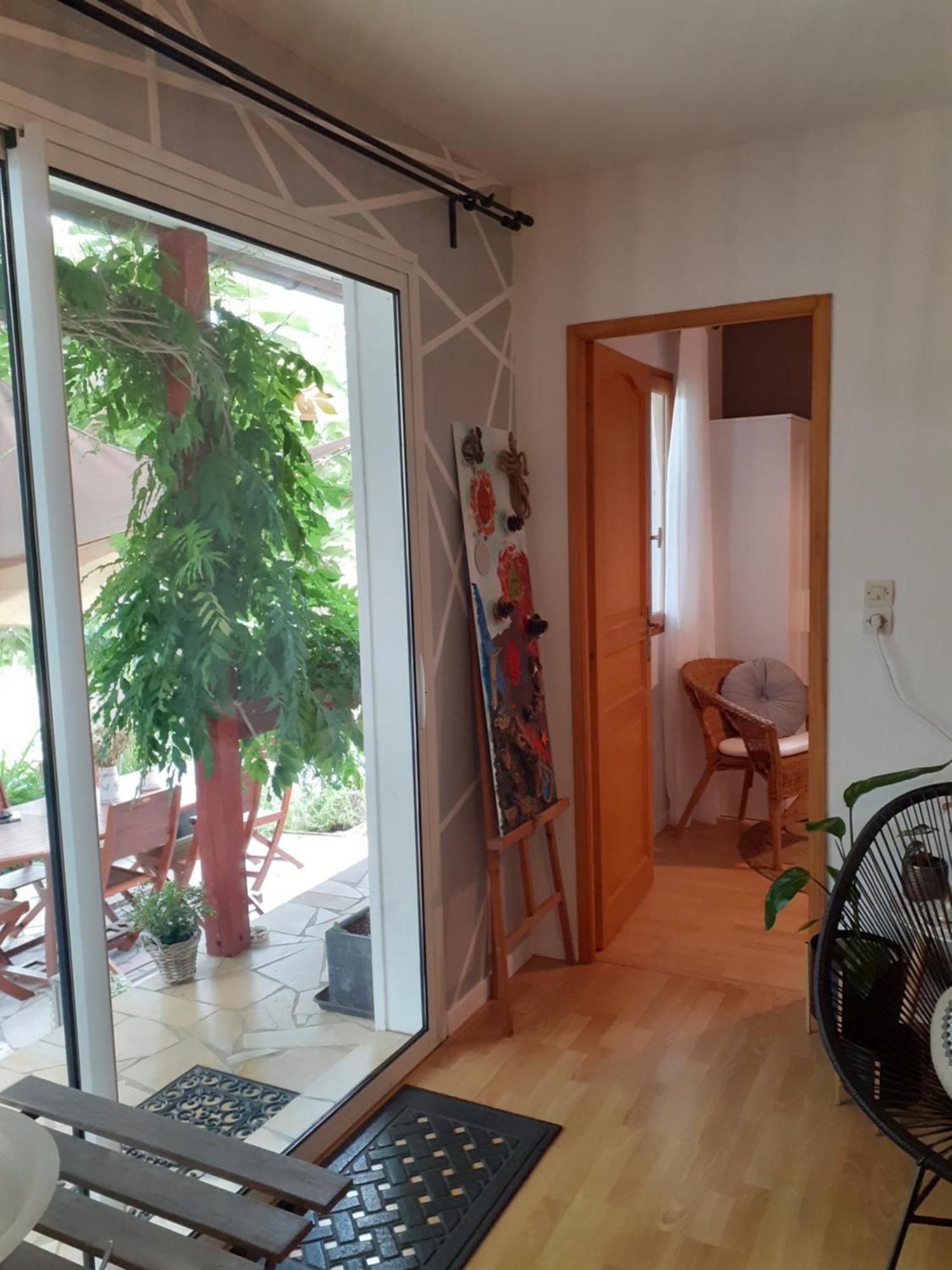 Au Bosquet, Chambre Et Salle De Bains Avec Petit Dejeuner A 600 M Du Centre Dans Un Cadre Calme Et Verdoyant 萨利-德贝阿恩 外观 照片